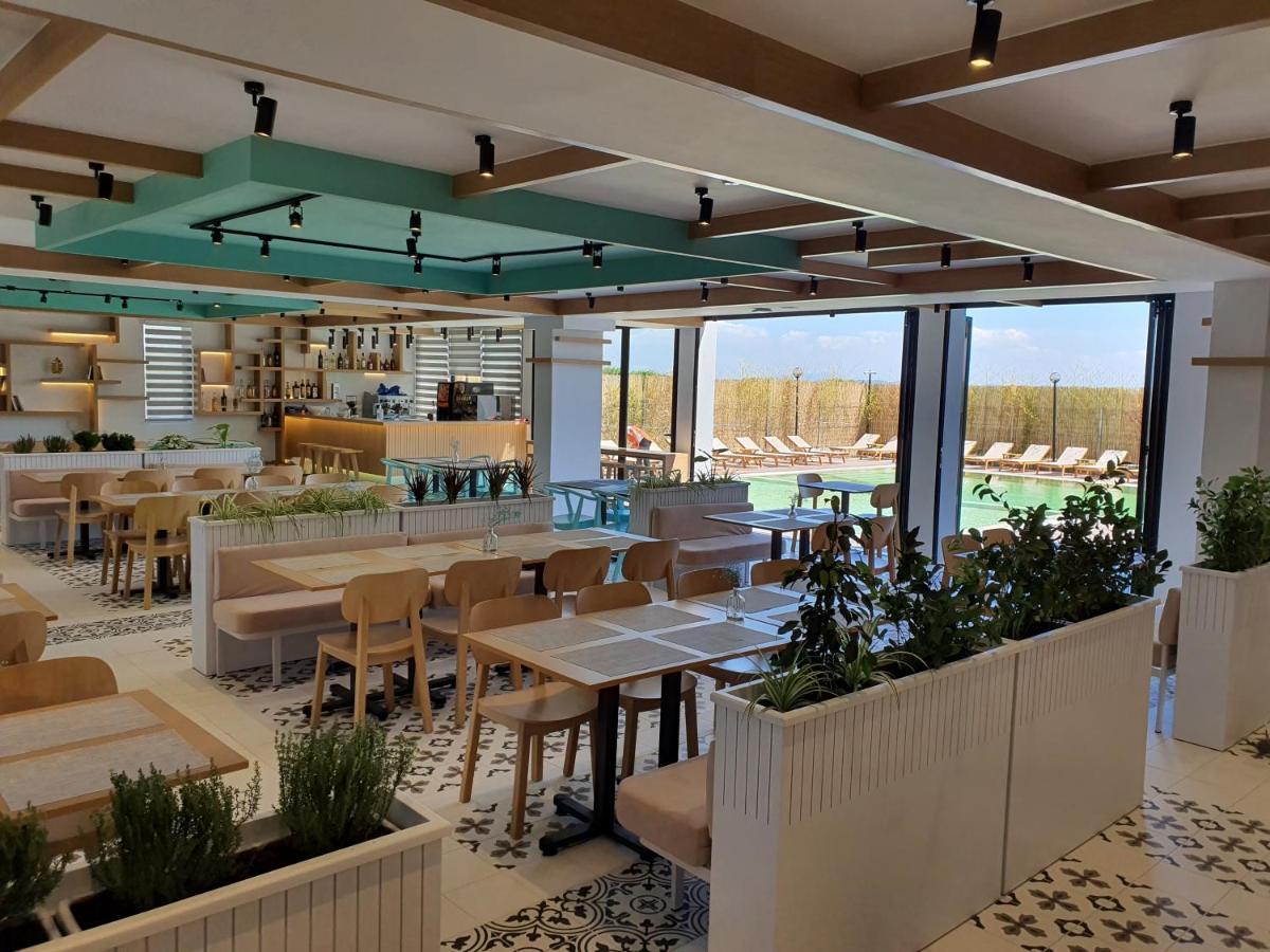 Amber Hotel Albania Spille Eksteriør billede
