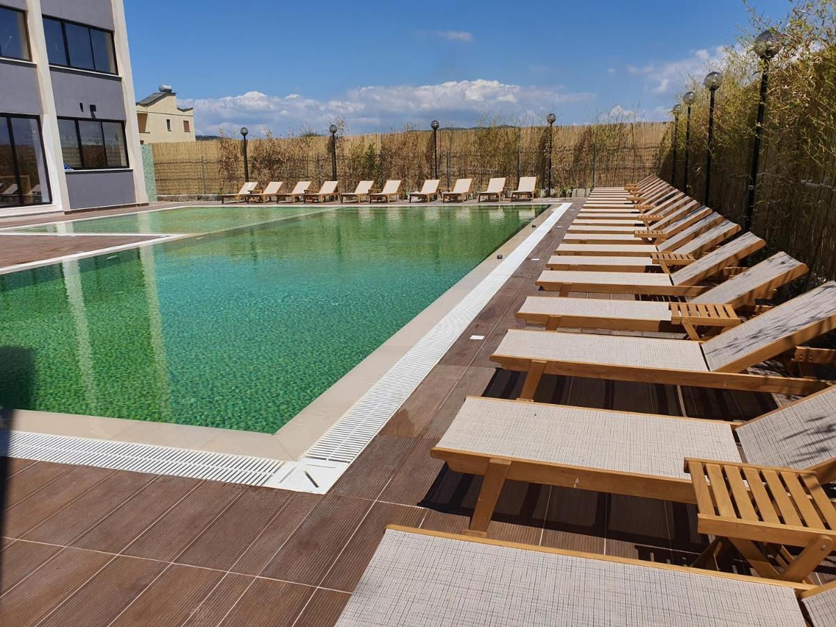 Amber Hotel Albania Spille Eksteriør billede
