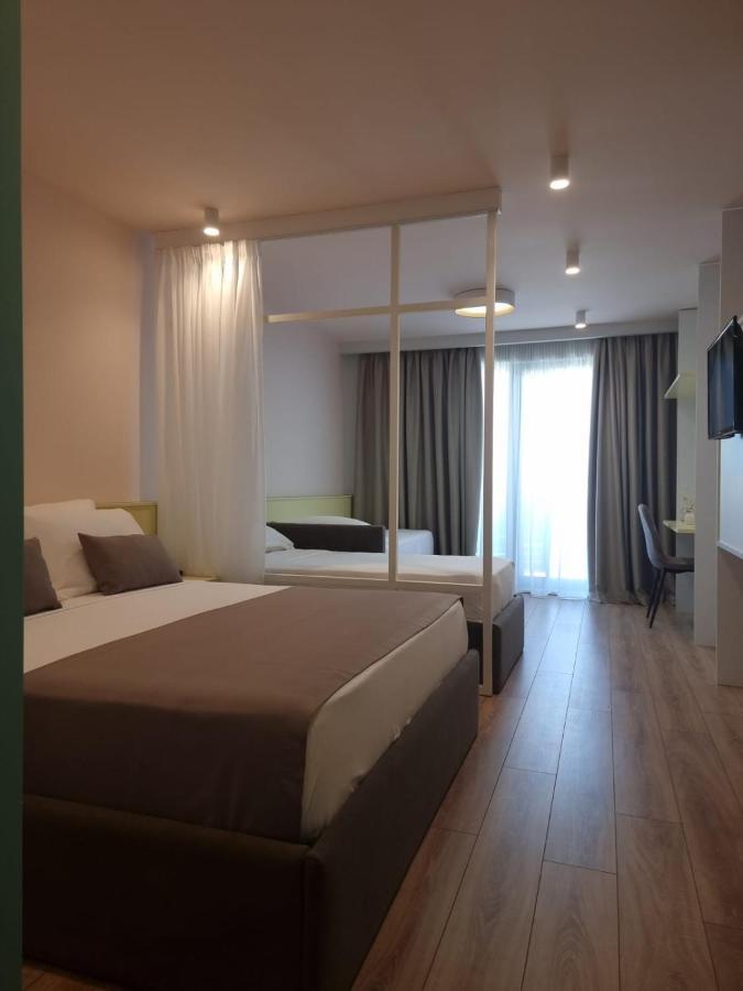 Amber Hotel Albania Spille Eksteriør billede