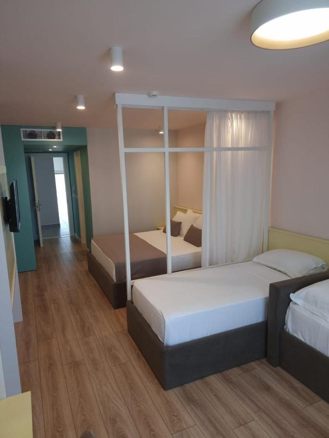 Amber Hotel Albania Spille Eksteriør billede