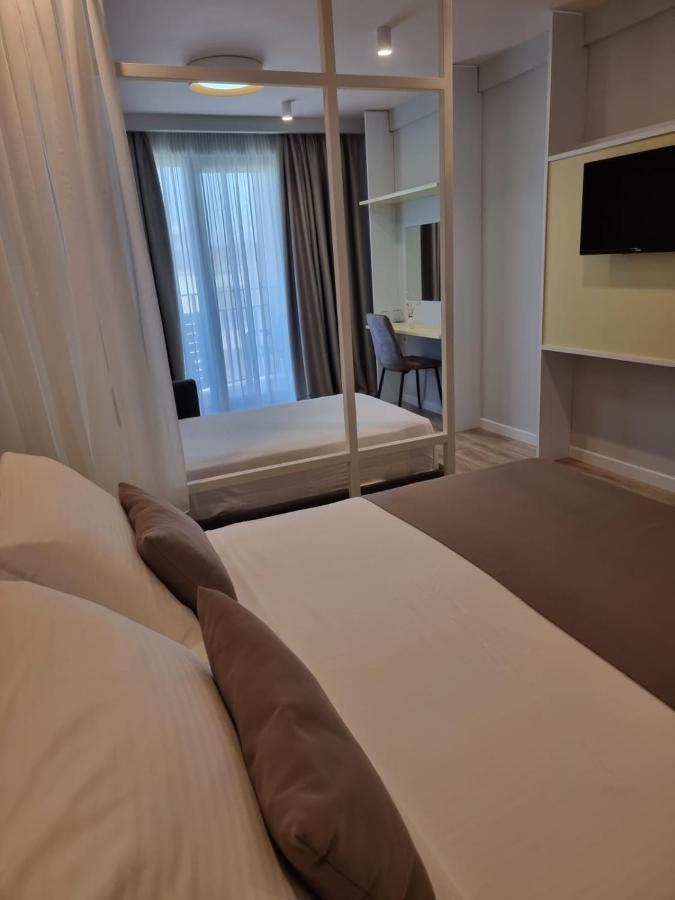 Amber Hotel Albania Spille Eksteriør billede