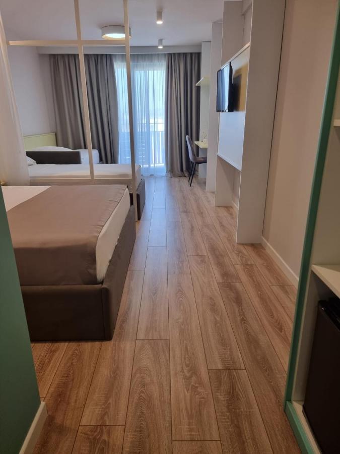 Amber Hotel Albania Spille Eksteriør billede
