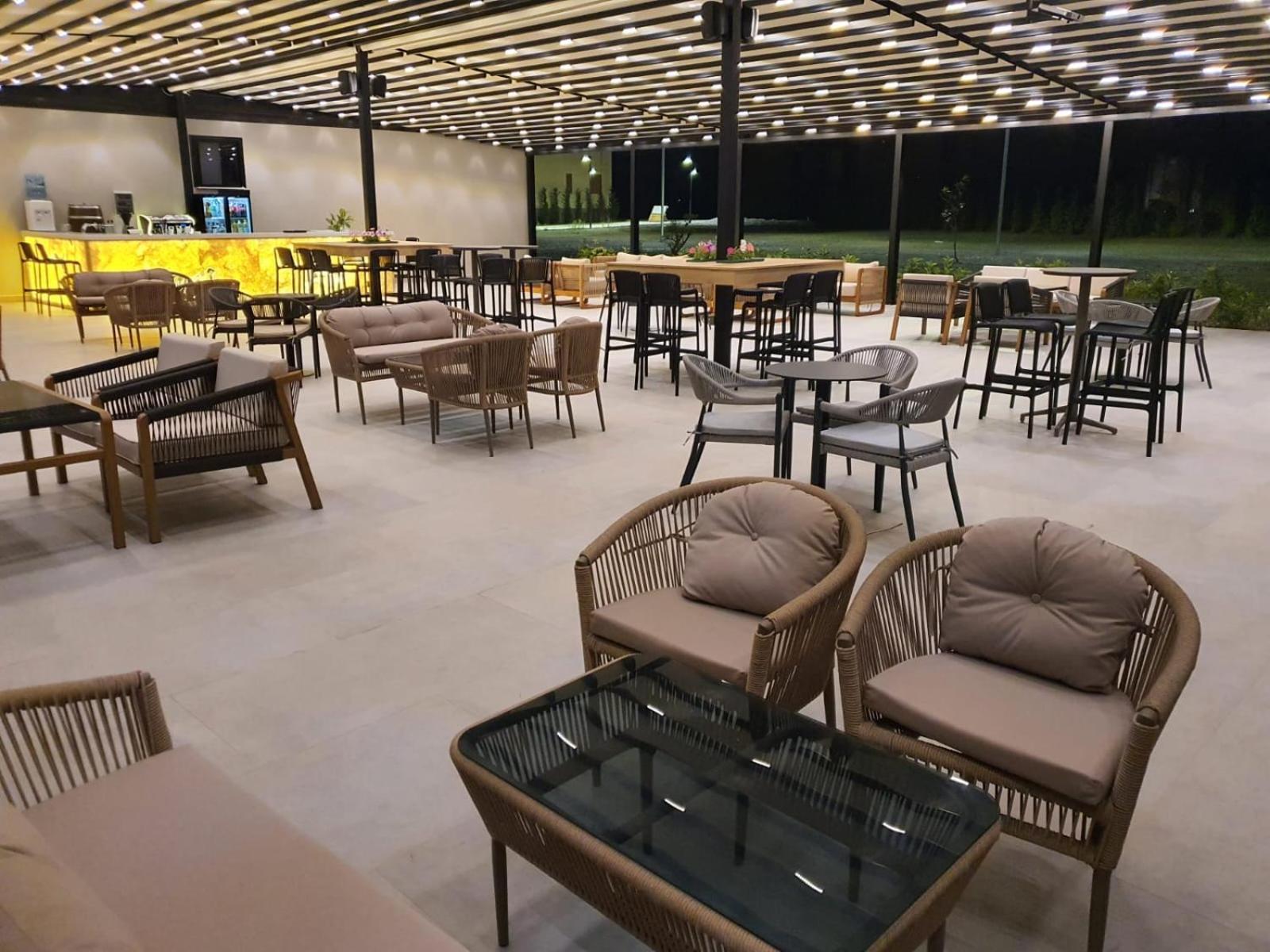 Amber Hotel Albania Spille Eksteriør billede