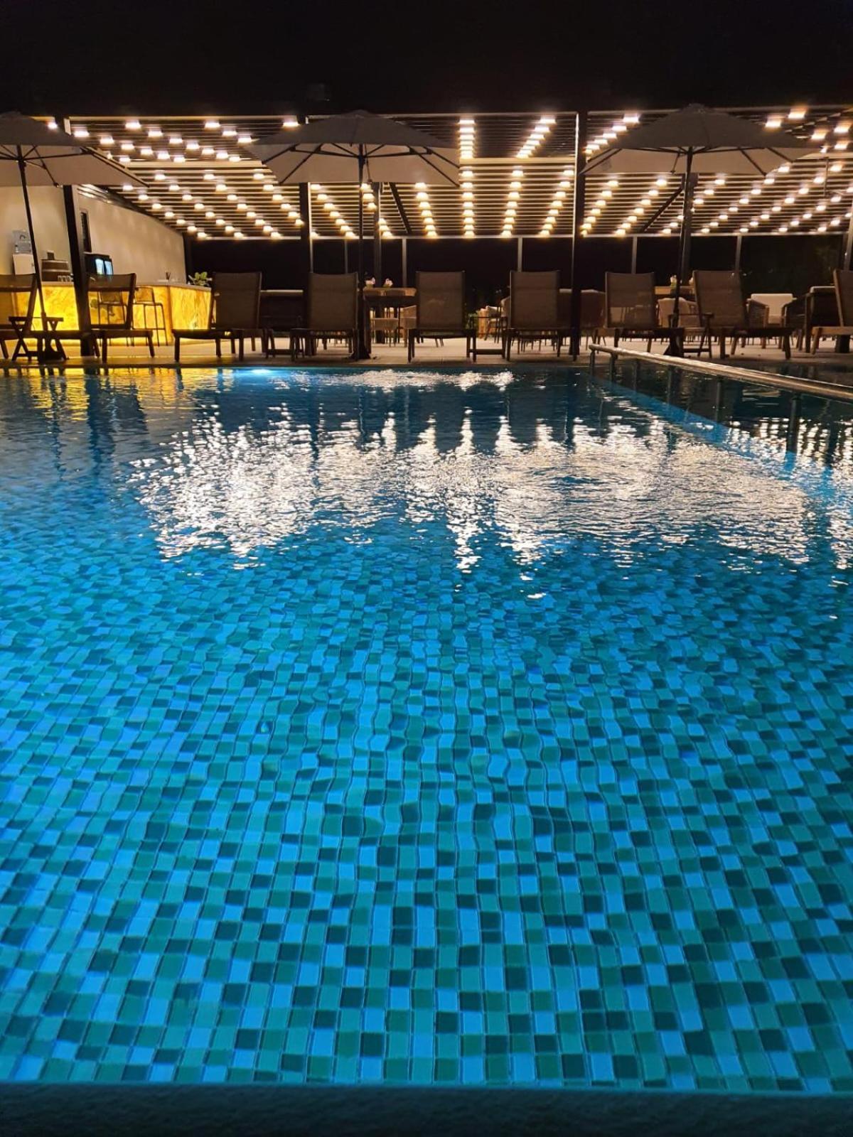 Amber Hotel Albania Spille Eksteriør billede