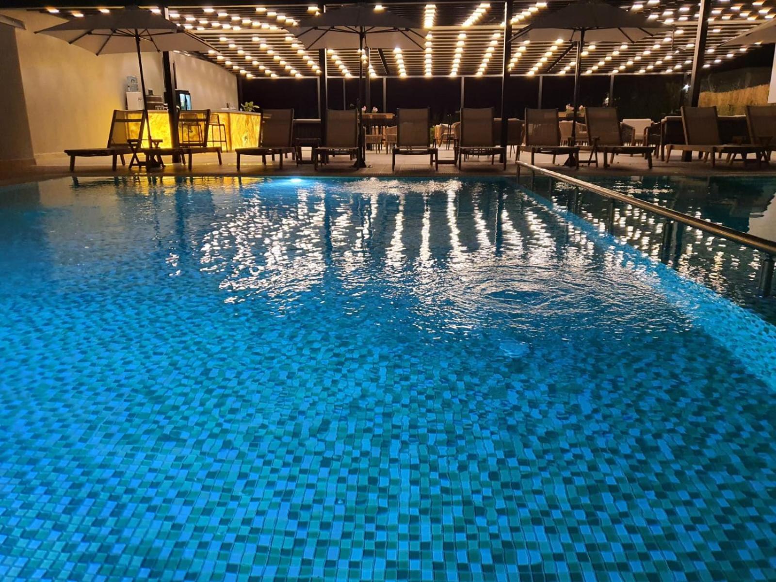 Amber Hotel Albania Spille Eksteriør billede
