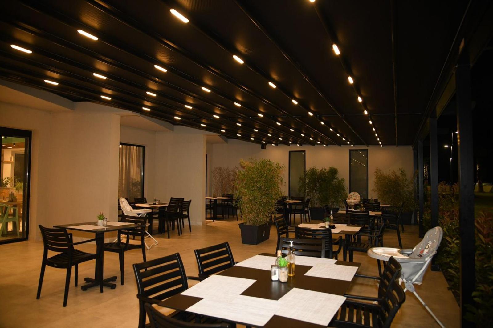 Amber Hotel Albania Spille Eksteriør billede